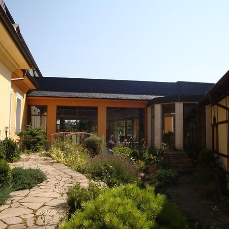 Lazne Evzenie Hotel Klasterec nad Ohri Exterior photo